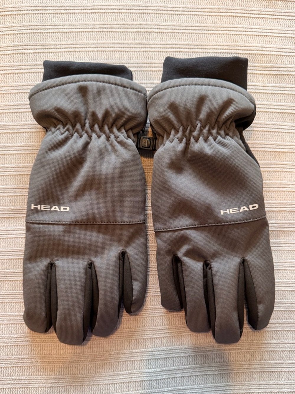 HEAD Men's Dark Gray Winter Gloves with Elastic Cuffs